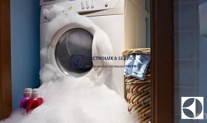 Máy giặt Electrolux báo lỗi EFO: Tìm hiểu nguyên nhân & Cách khắc phục